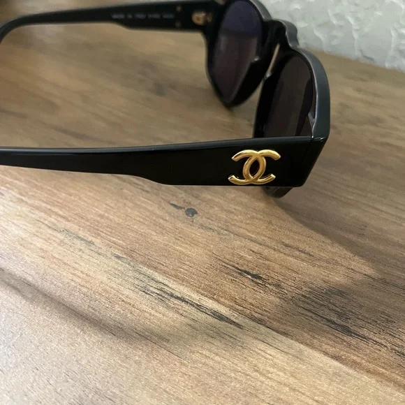 CHANEL Coco Mark Sunglasses with Gold Accent Vintage